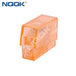 Wire connector lamp quick connection terminal